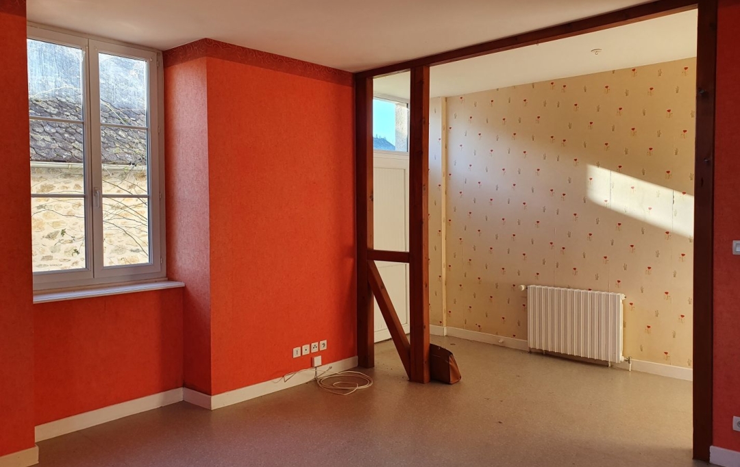 AGENCE DORDOGNE VALLEE : House | ALBUSSAC (19380) | 169 m2 | 123 000 € 