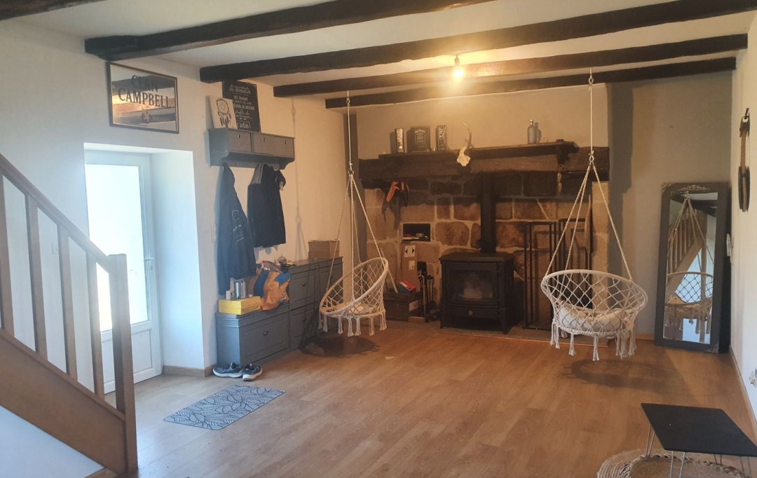 AGENCE DORDOGNE VALLEE : House | SAINT-JULIEN-AUX-BOIS (19220) | 85 m2 | 181 000 € 
