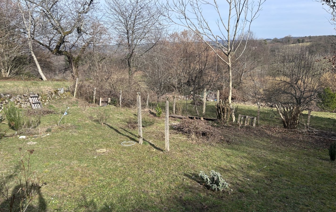 AGENCE DORDOGNE VALLEE : House | GOULLES (19430) | 38 m2 | 28 000 € 