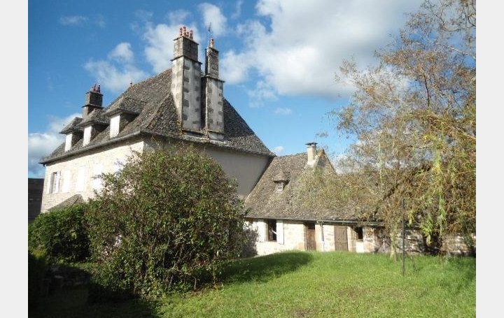 Propriété SAINT-PRIVAT 200 m2 180 200 € Propriété SAINT-PRIVAT 200 m2 180 200 €