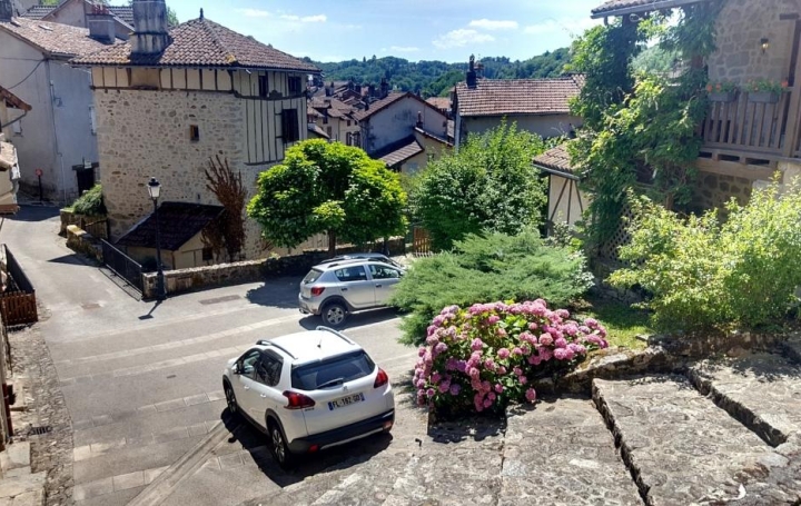 AGENCE DORDOGNE VALLEE : Appartement | LAROQUEBROU (15150) | 62 m2 | 44 000 € 