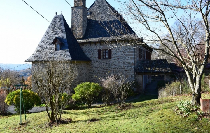 AGENCE DORDOGNE VALLEE : Domaines / Propriétés | SAINT-CIRGUES-LA-LOUTRE (19220) | 270 m2 | 357 000 € 