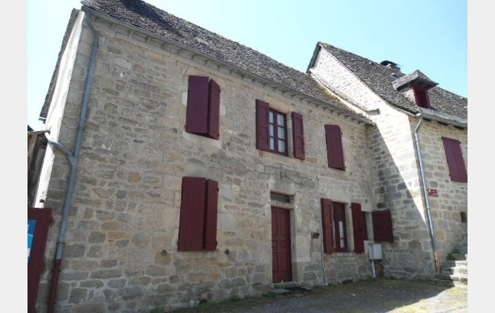 AGENCE DORDOGNE VALLEE : House | AURIAC (19220) | 75 m2 | 95 040 € 