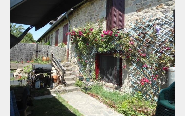 AGENCE DORDOGNE VALLEE : House | AURIAC (19220) | 75 m2 | 95 040 € 