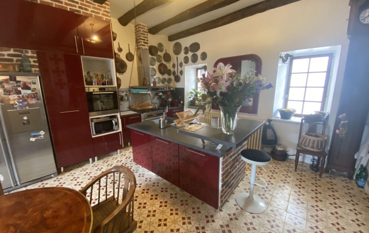 AGENCE DORDOGNE VALLEE : Domaines / Propriétés | BEAULIEU-SUR-DORDOGNE (19120) | 390 m2 | 1 030 000 € 