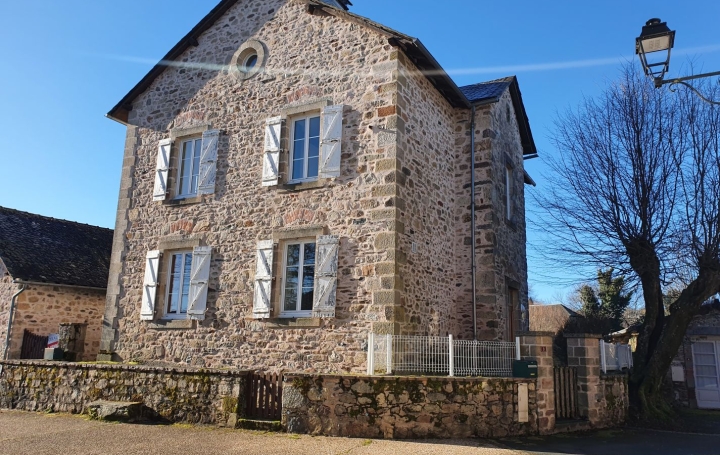 AGENCE DORDOGNE VALLEE House | ALBUSSAC (19380) | 169 m2 | 123 000 € 